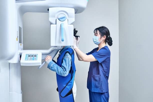Best Emergency Dental Services for Seniors in Oasis, CA